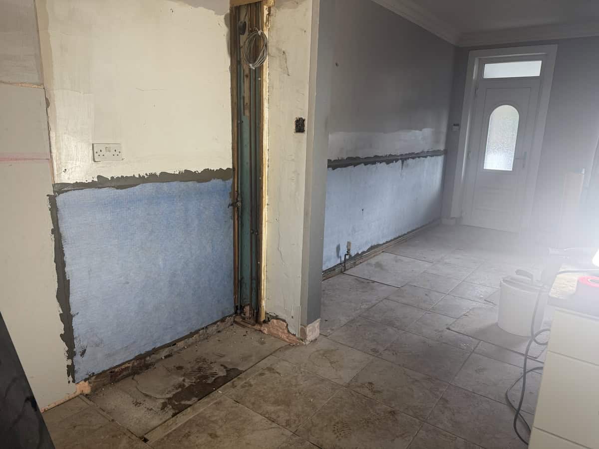 installing the dryflex system to isolate damp patches in a barnsley property 2