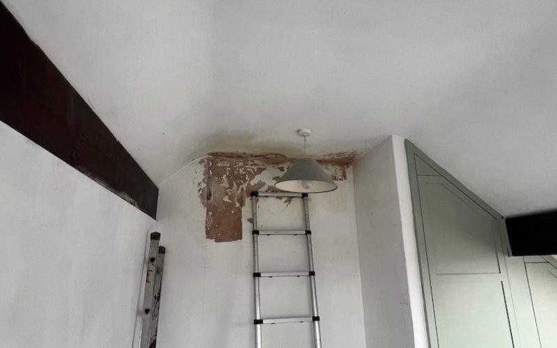 isolating sulphate salts on a staircase wall in harrogate 1